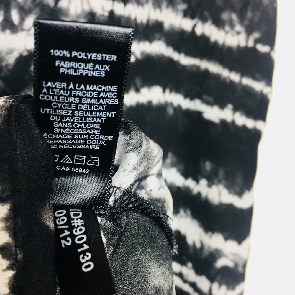 Express Sleveless Top Size Medium - image 8